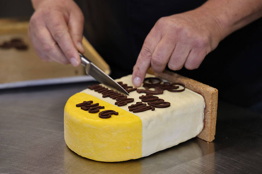 Le gâteau en forme de borne