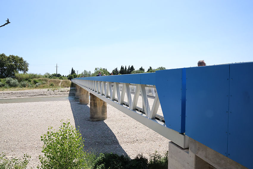 La nouvelle passerelle de 100 mètres de long.