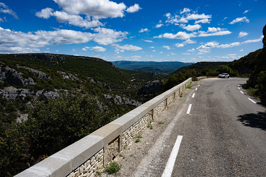 Une route - Agrandir l'image (fenêtre modale)