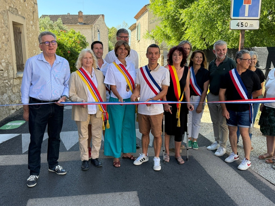 La Présidente Dominique Santoni a inauguré le nouveau tronçon de 4 km entre Velleron et L’Isle-sur-la-Sorgue. - Agrandir l'image (fenêtre modale)
